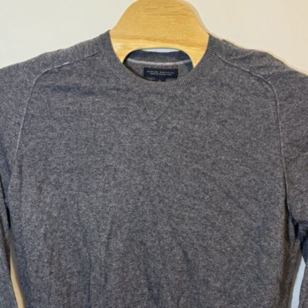 Banana Republic Men’s XL Gray Long Sleeve Sweater Italian‎ Yarn